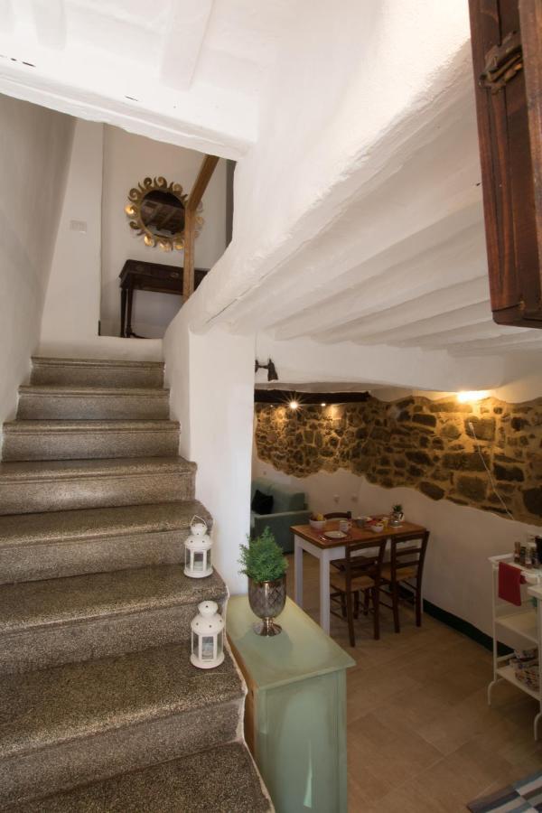 Casa Costa Delle Caserme 蒙塔尔奇诺 外观 照片